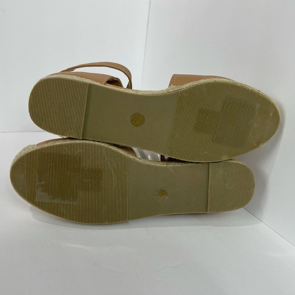 Guess Woman GF Cadey Ankle Strap Sandals - Picture 7 of 10